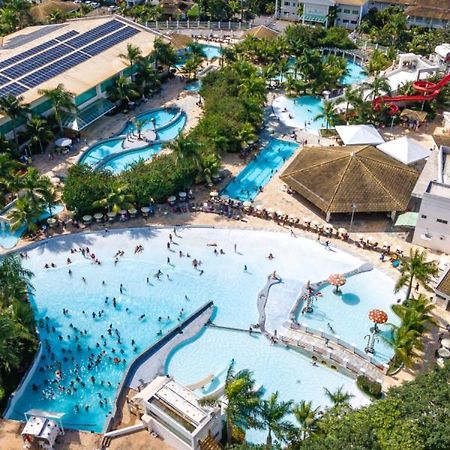 L'Acqua Diroma Oficial - Parque Com Piscina De Ondas Exclusiva Калдас-Новас Экстерьер фото