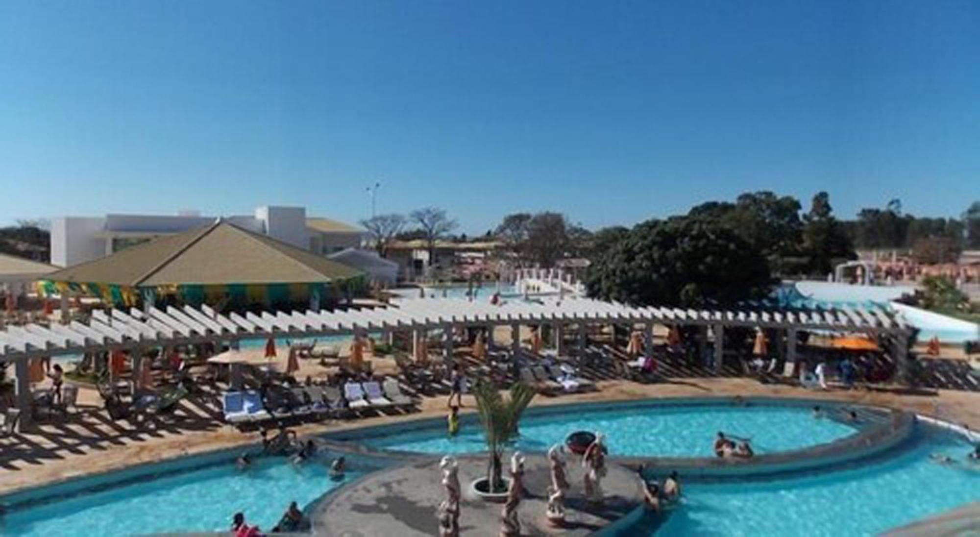 L'Acqua Diroma Oficial - Parque Com Piscina De Ondas Exclusiva Калдас-Новас Экстерьер фото