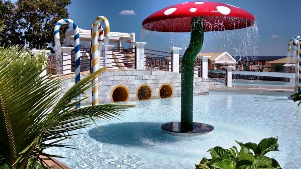 L'Acqua Diroma Oficial - Parque Com Piscina De Ondas Exclusiva Калдас-Новас Экстерьер фото